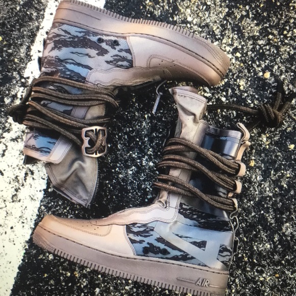 af1 sf1